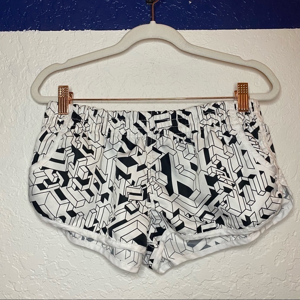 INGEAR Shorty Shorts! Size M